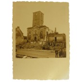 Церковь во Фриттлингене после бомбёжки